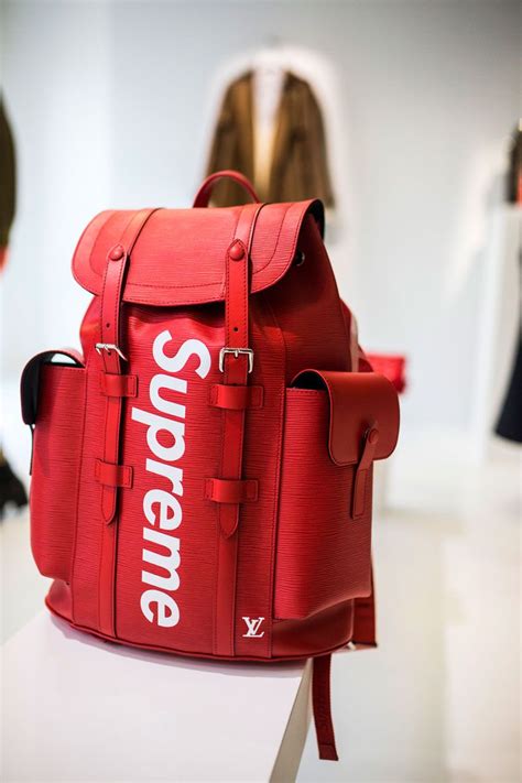 where to buy supreme x louis vuitton online|louis vuitton x supreme cartera.